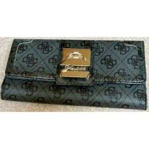 GUESS Black Logo Trifold Wallet Gold Turnlock Zipper Coin Pocket